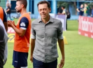 Fernando Tonet almeja treinar equipe no futebol paulista